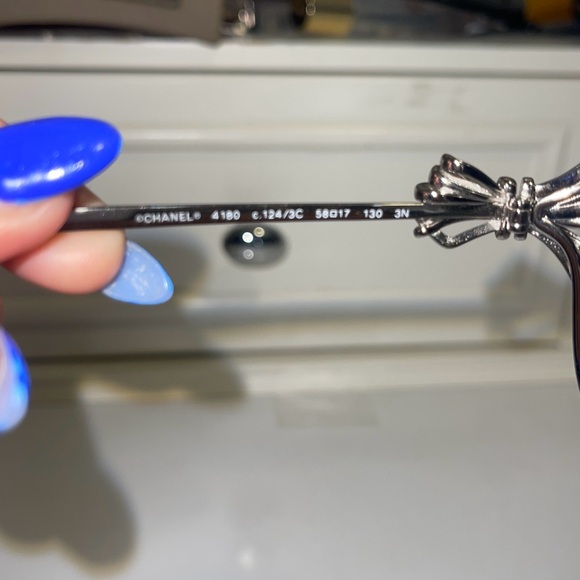 Elegant Chanel Silver Sunglasses with Bow Detail